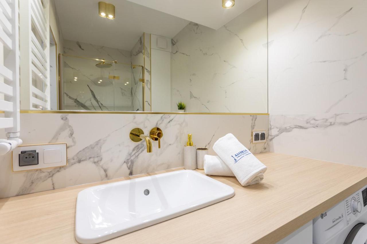 Ambria Apartments Debina ชวีโนวิชแจ ภายนอก รูปภาพ