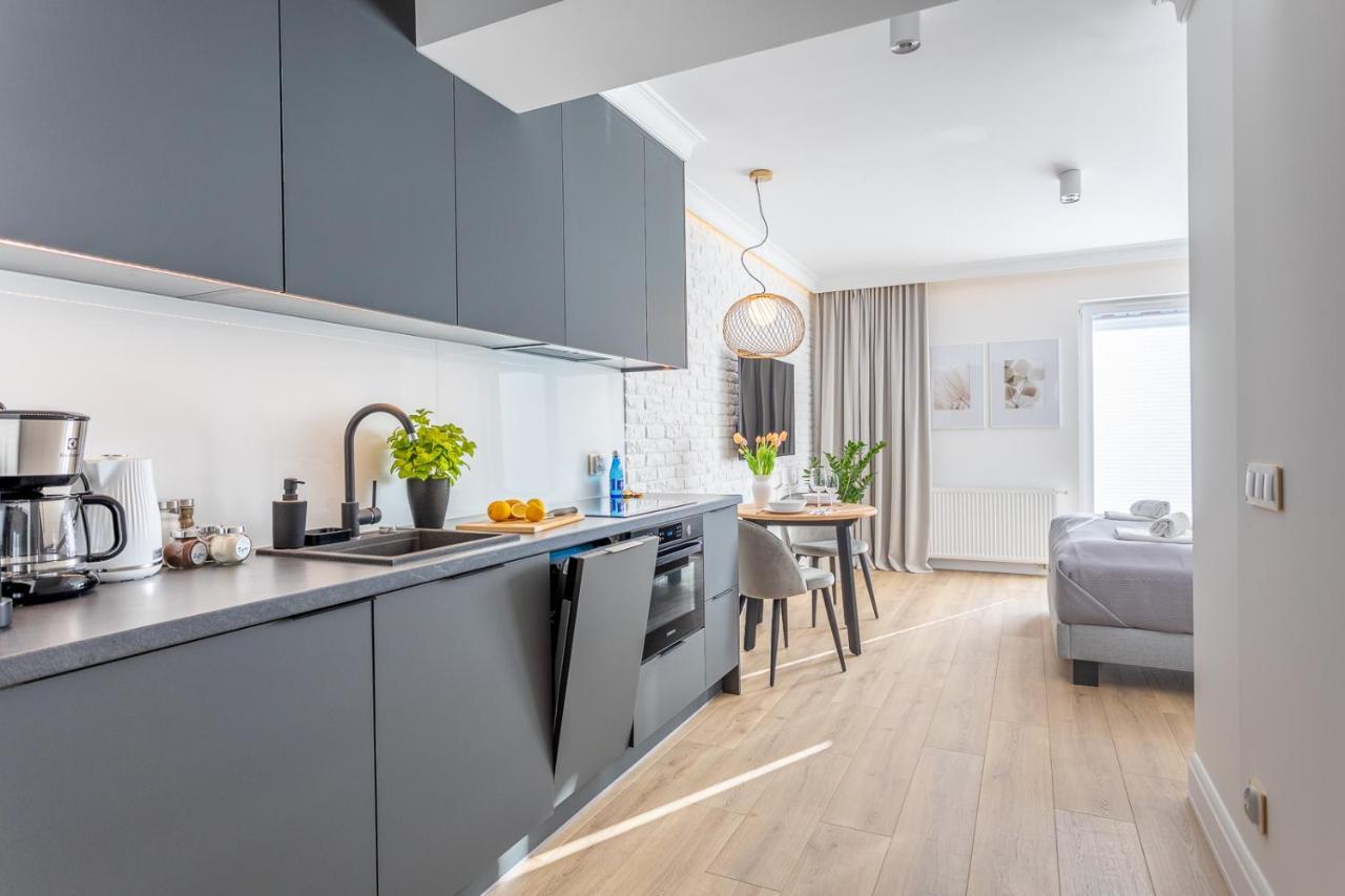 Ambria Apartments Debina ชวีโนวิชแจ ภายนอก รูปภาพ